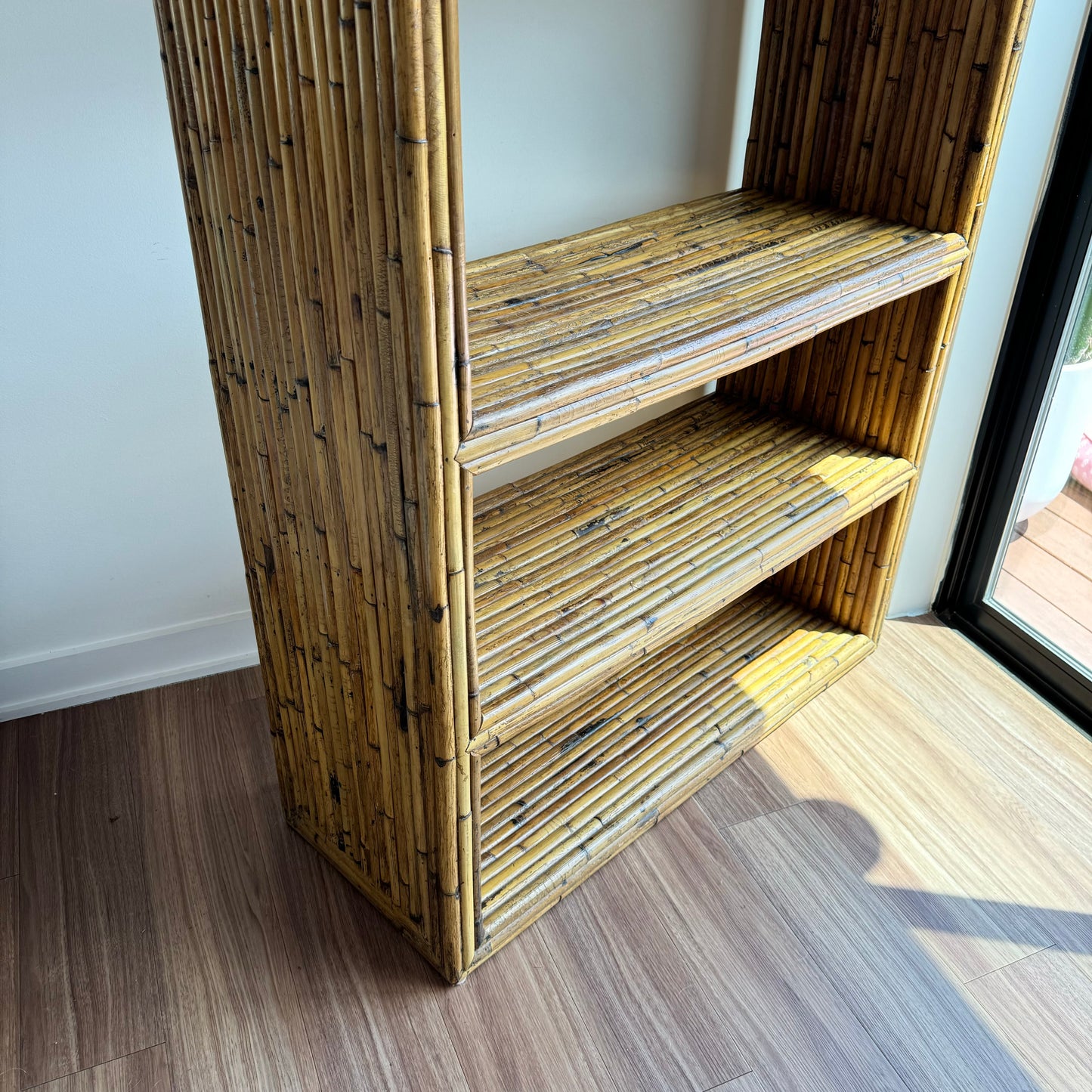 Split Reed Shelf